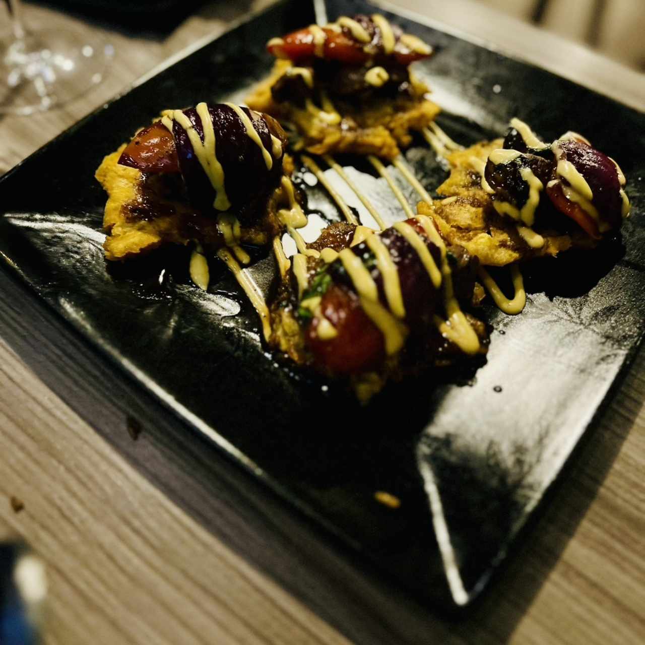 Patacones de lomo salteado