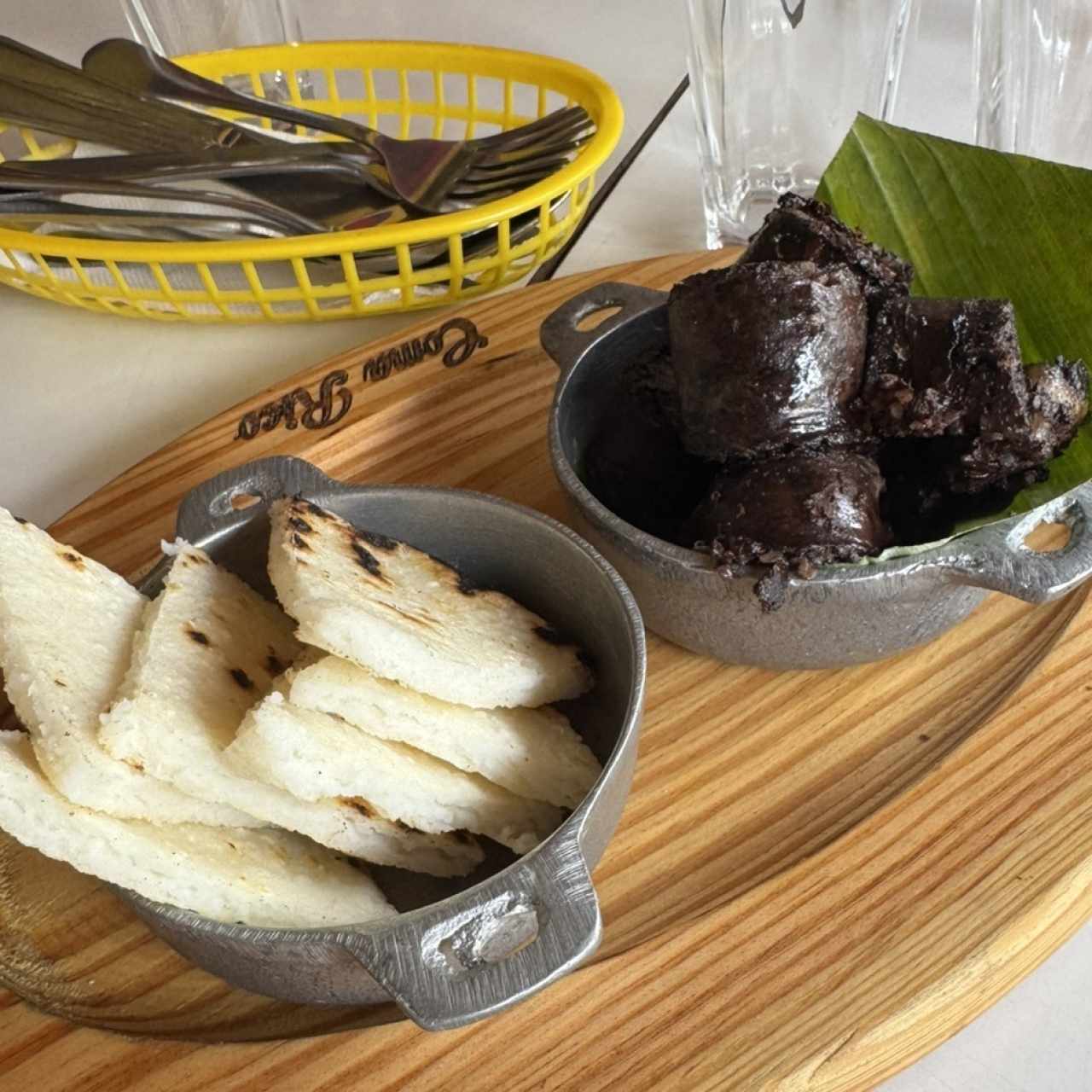 Entradas - Morcilla con Arepa