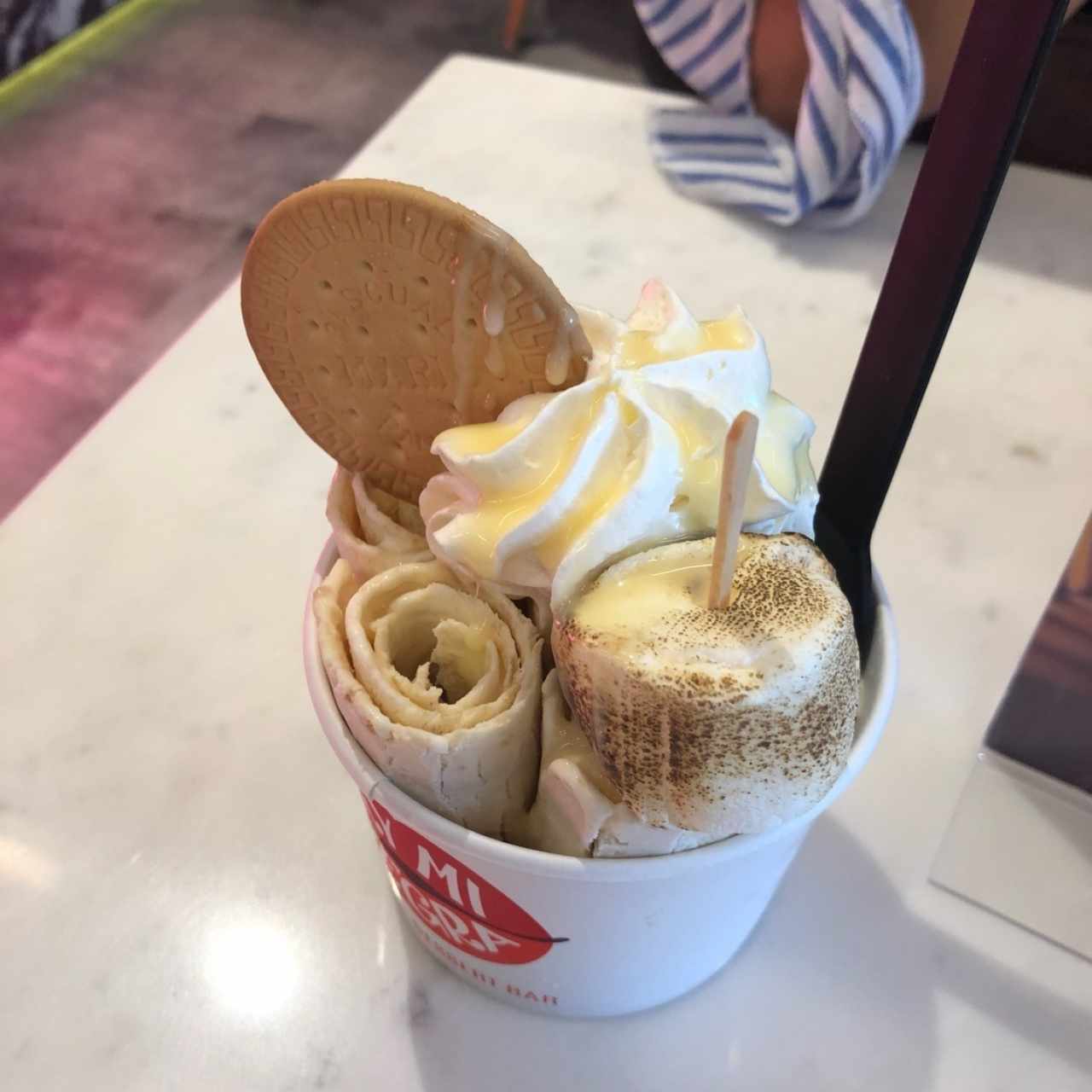Helado de galleta María