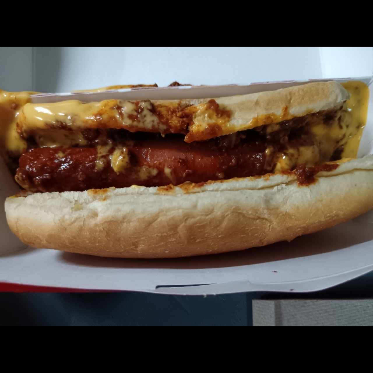 Hot Dog - Chili dog con queso 