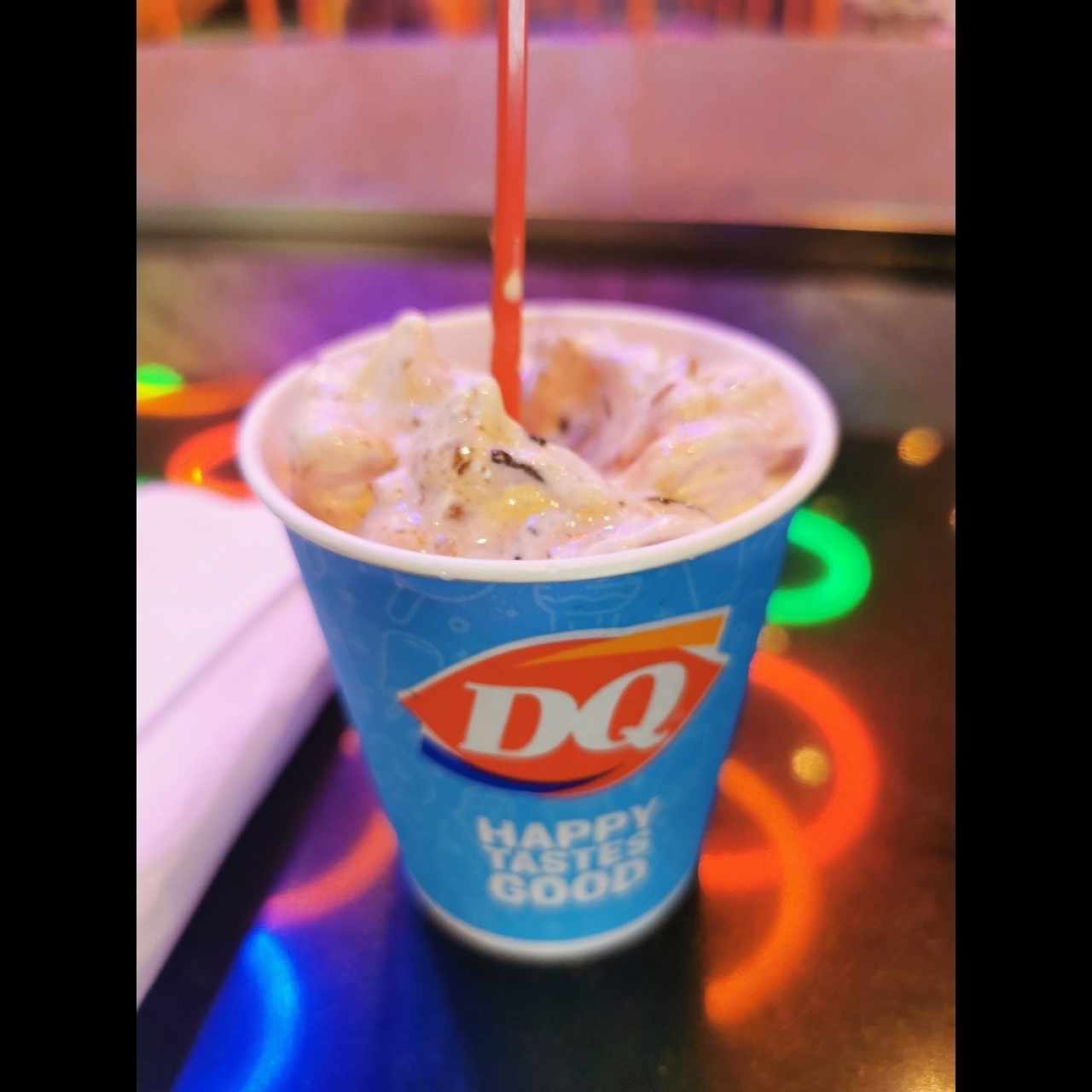 Blizzard de chocó caramelo waffles