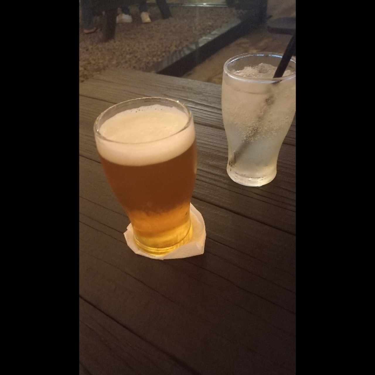 cerveza artesanal y refresco casero