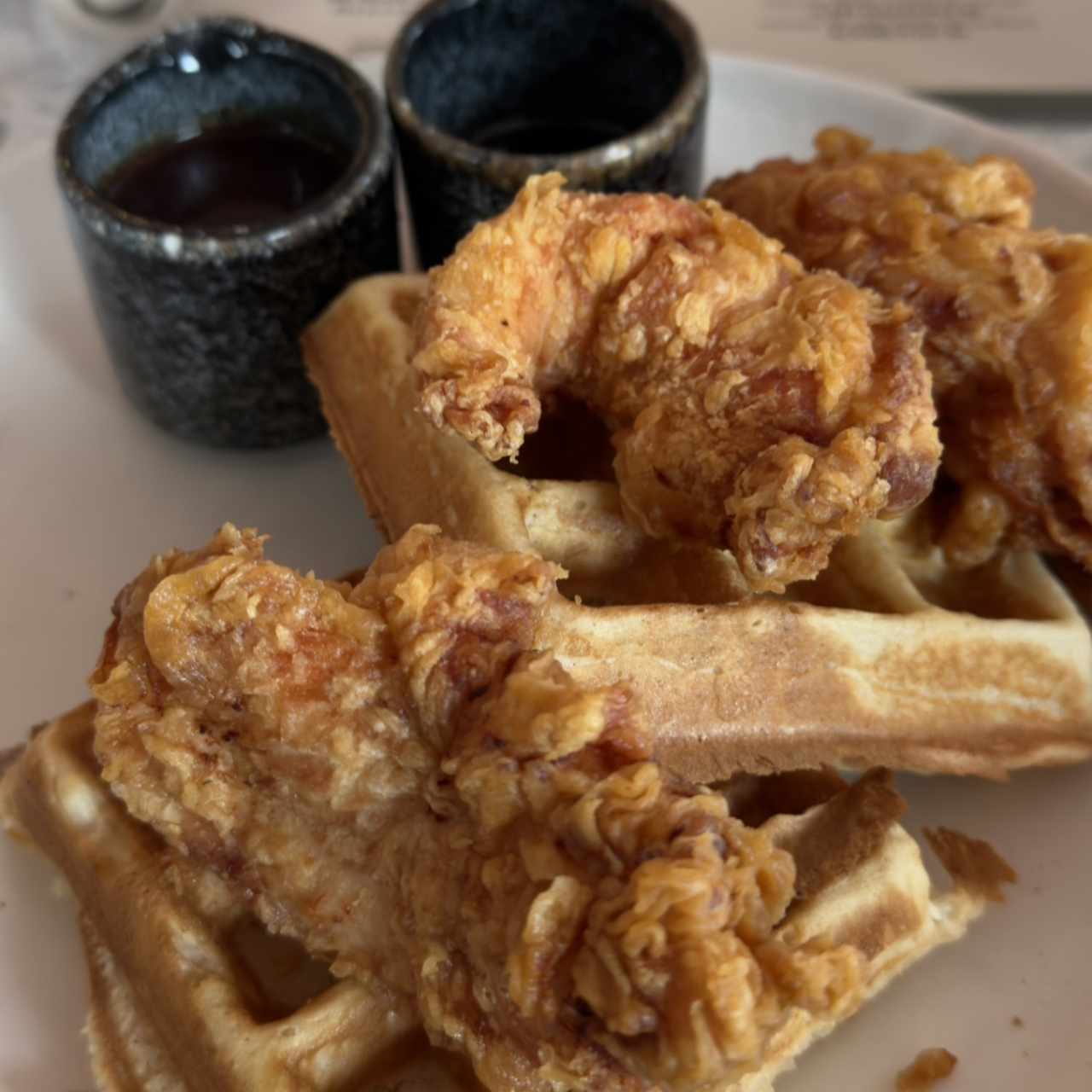 BRUNCH - CHICKEN & WAFFLES