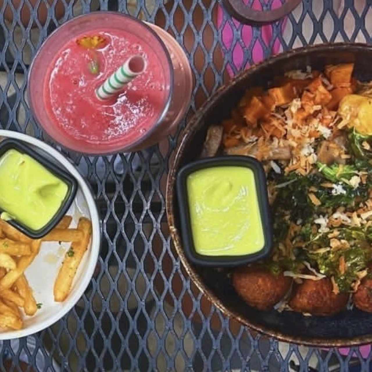 Platos Grandes - BOWL DE FALAFEL