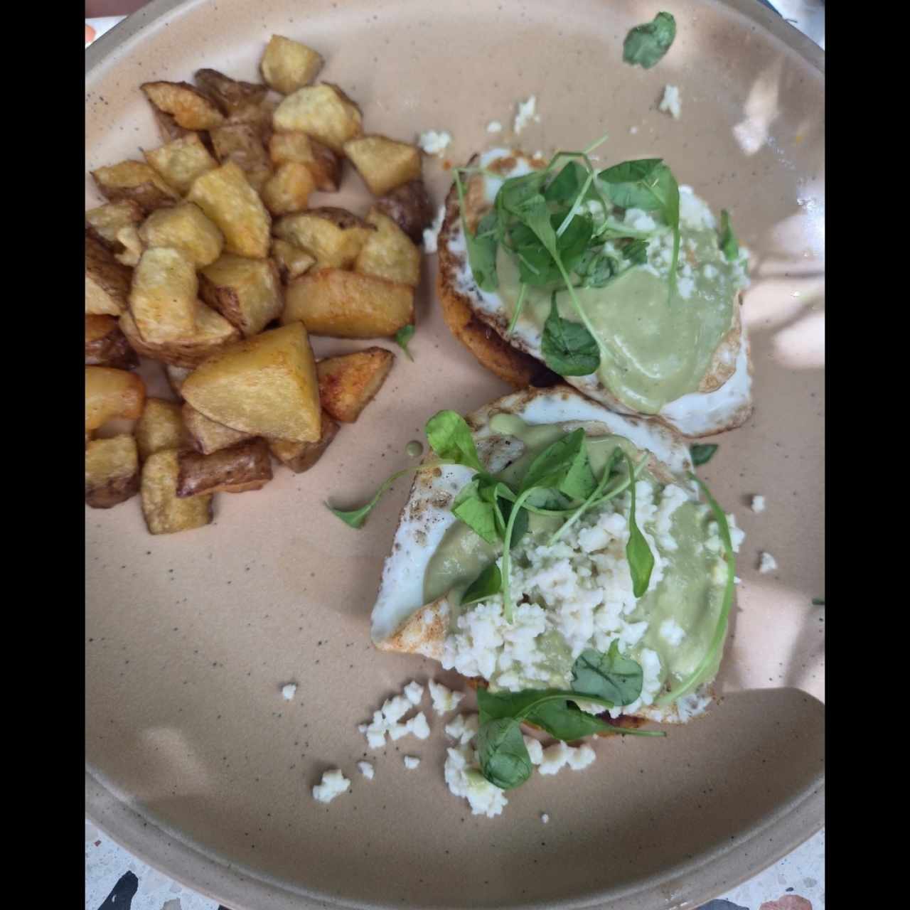 BRUNCH - HUEVOS AL MONTUNO