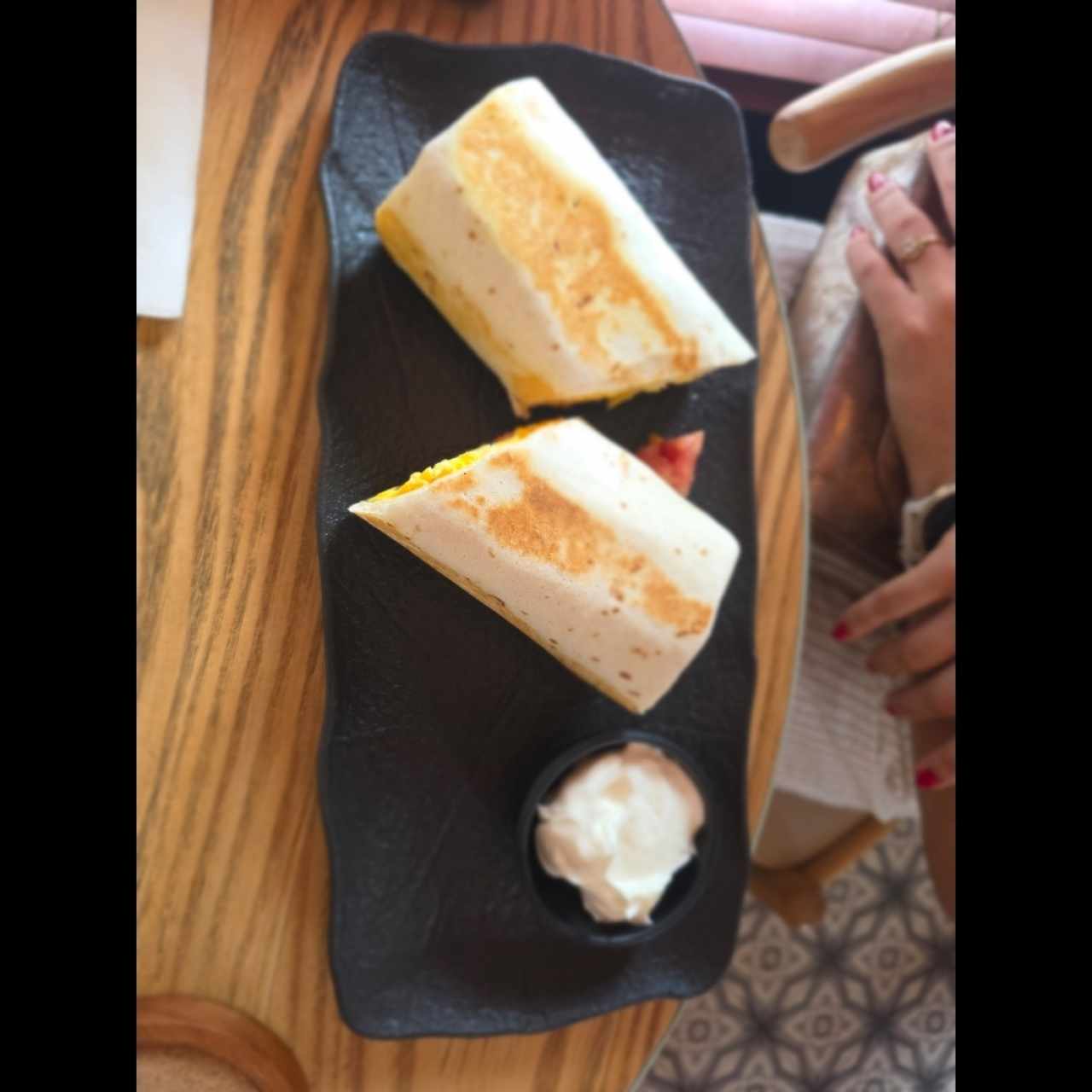 BRUNCH - BREAKFAST BURRITO