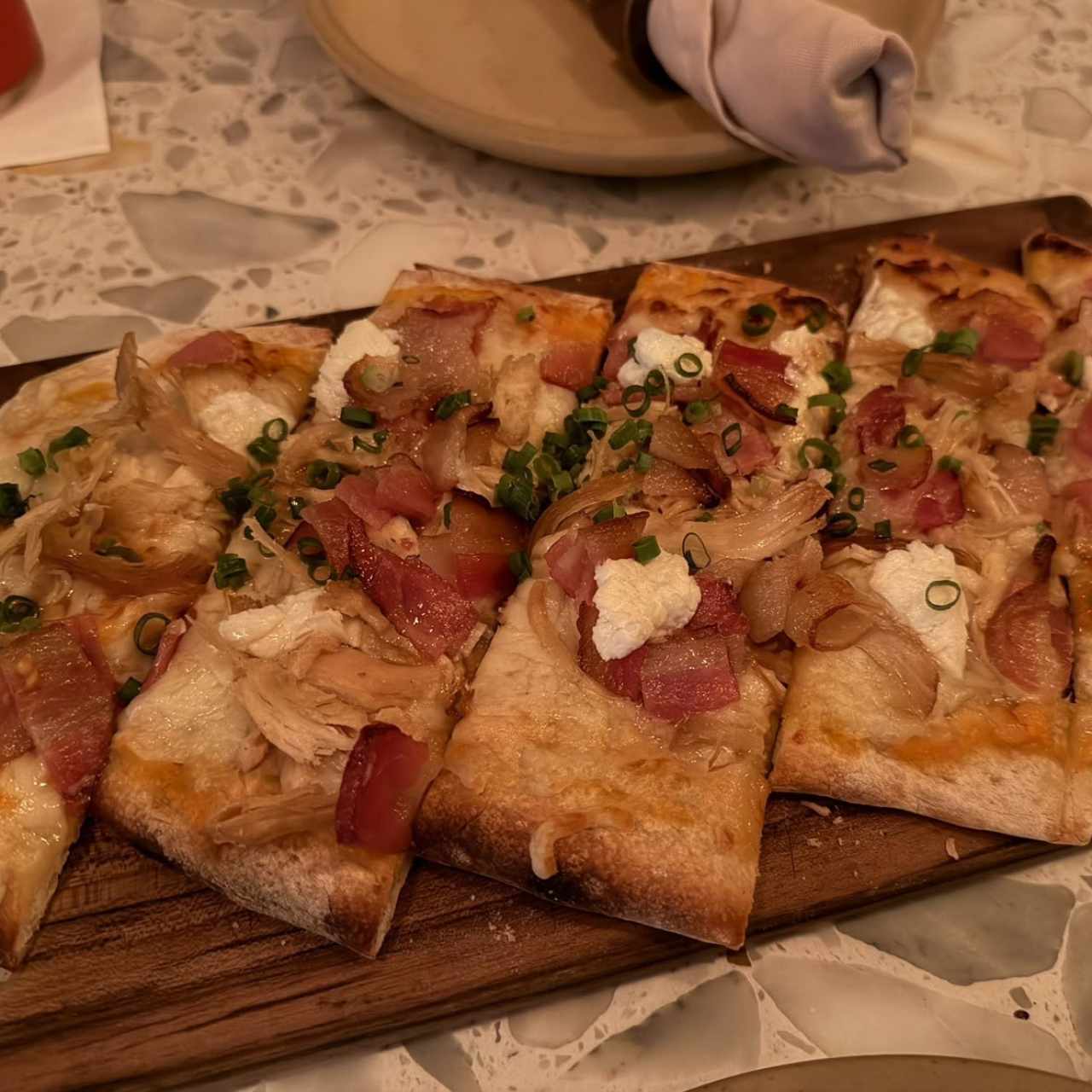 Pizzettas - POLLO Y BACON