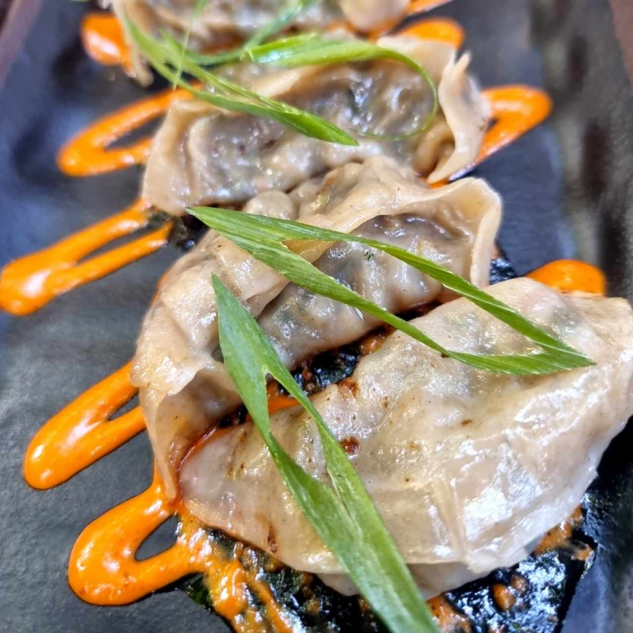 Platos pequeños - GYOSAS DE PORTOBELLO