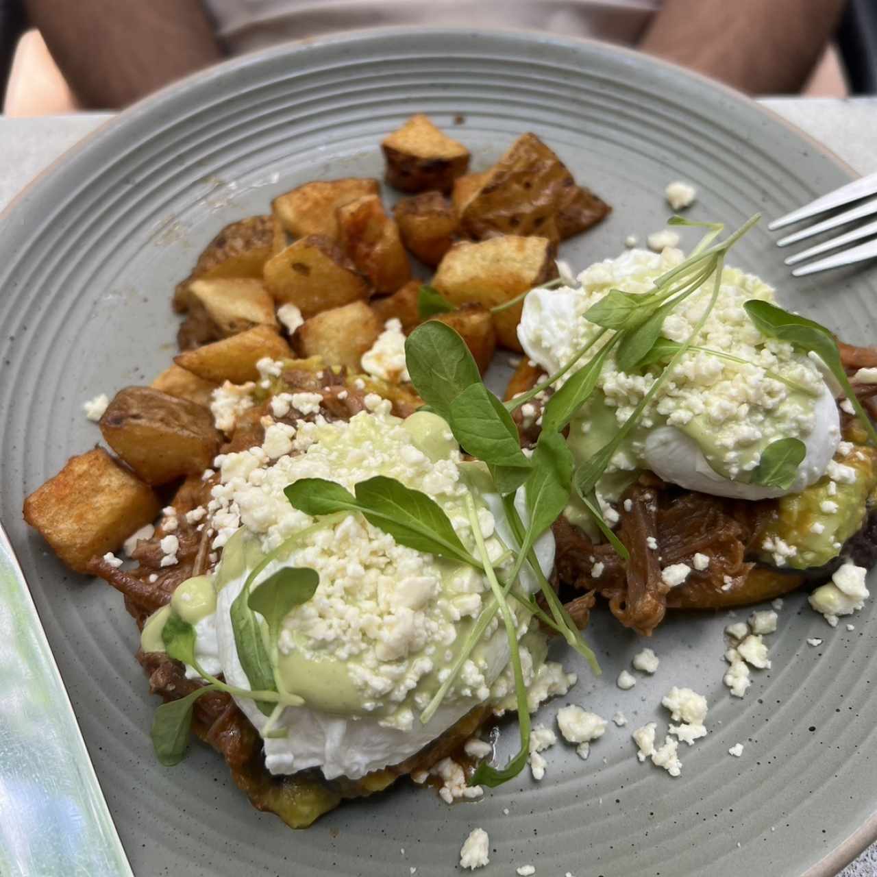 Huevos al montuno con ropa vieja
