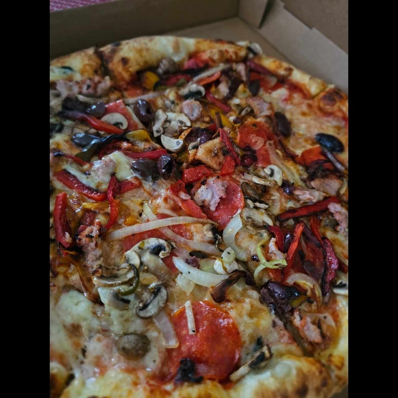 Pizzas Rojas - Combinación