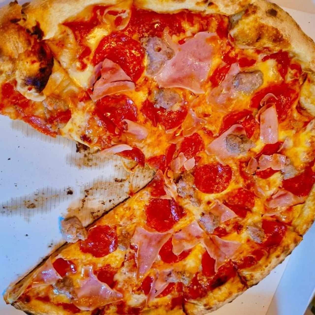 Pizza Familiar CARNÍVORA 