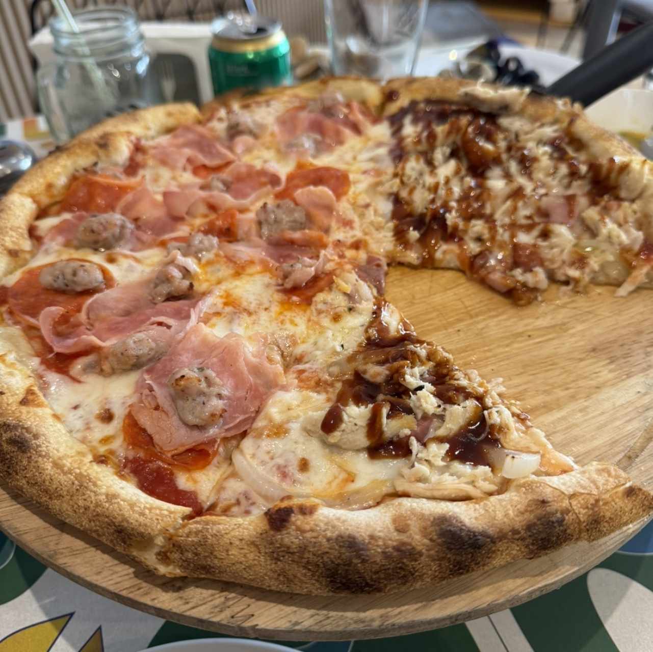 Pizzas Rojas - Pollo BBQ