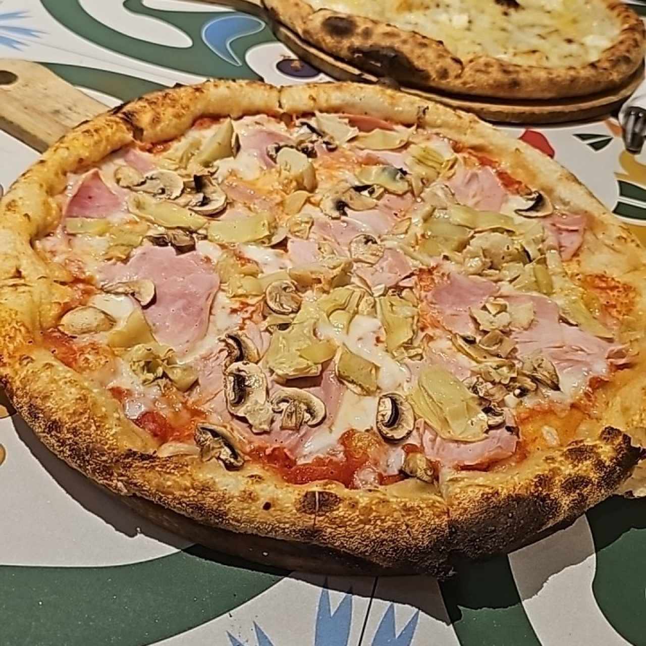 Pizzas Rojas - Capricciosa