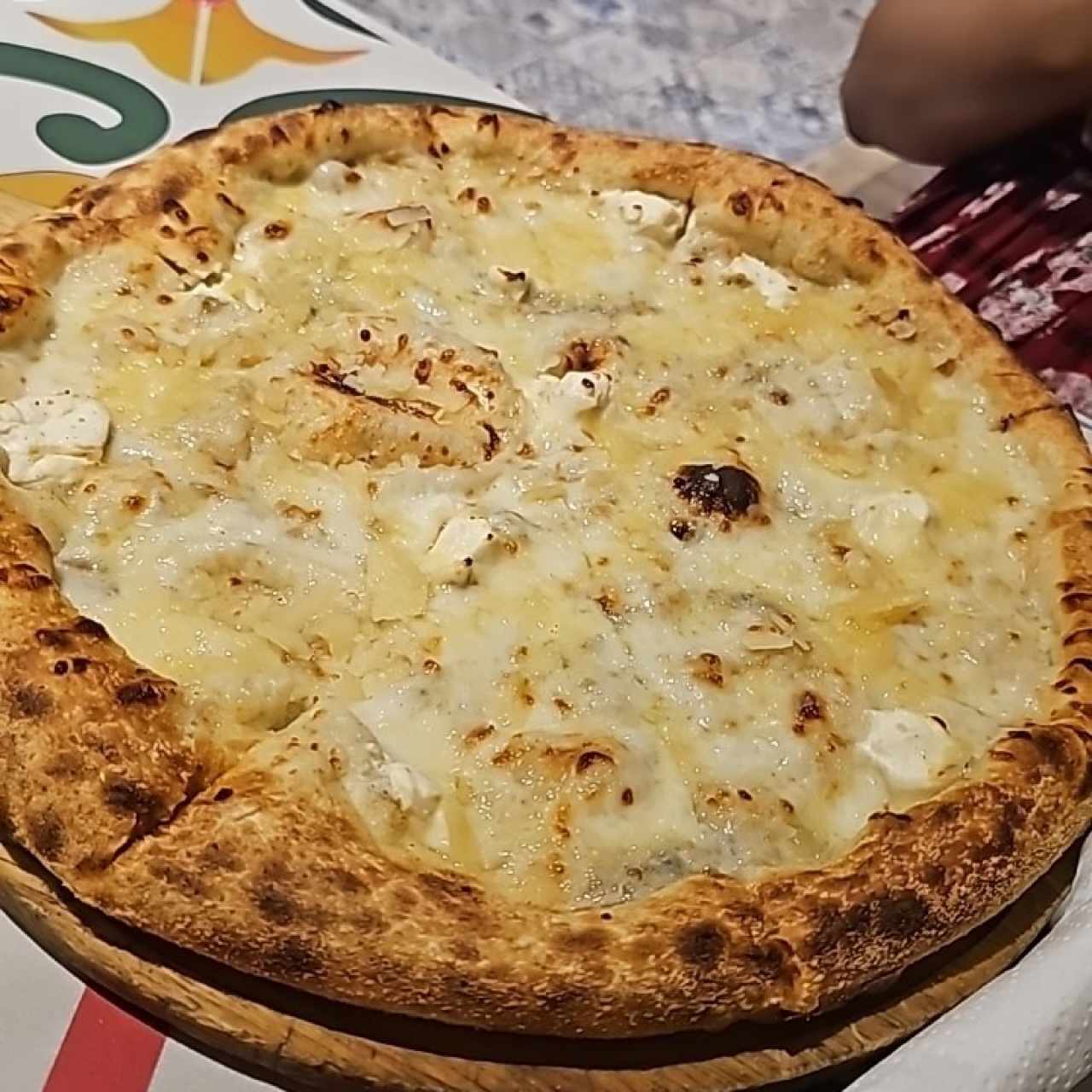 Pizzas Blancas - 5 Quesos