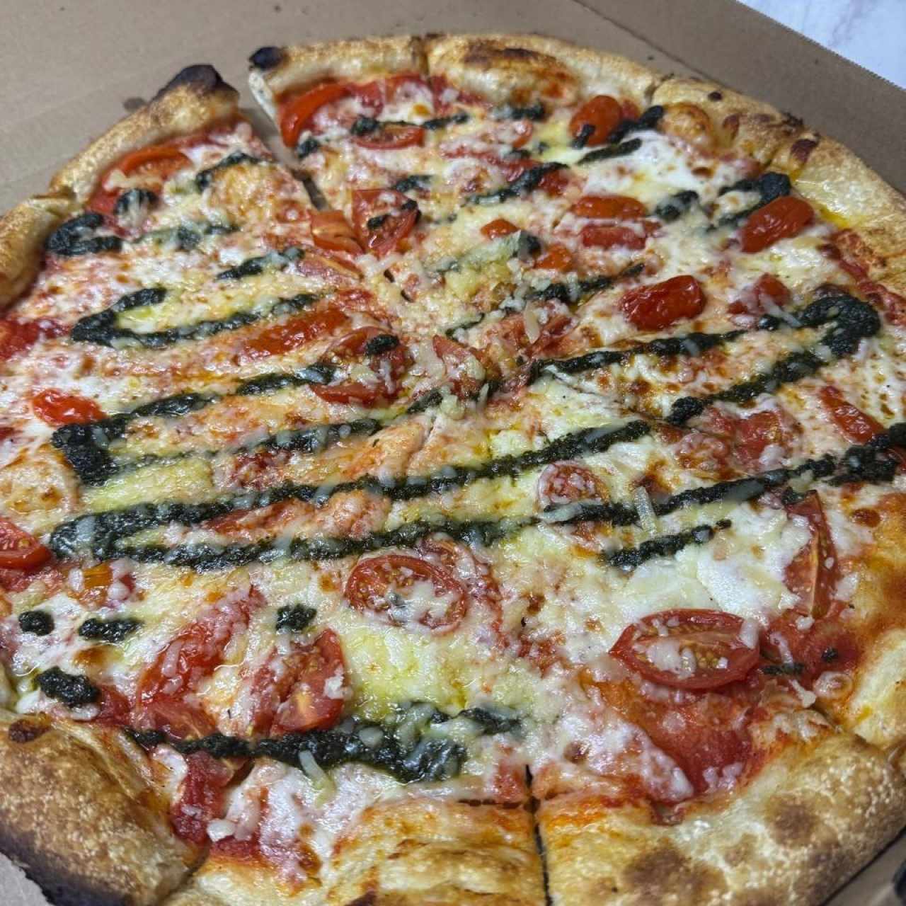 Pizza pesto
