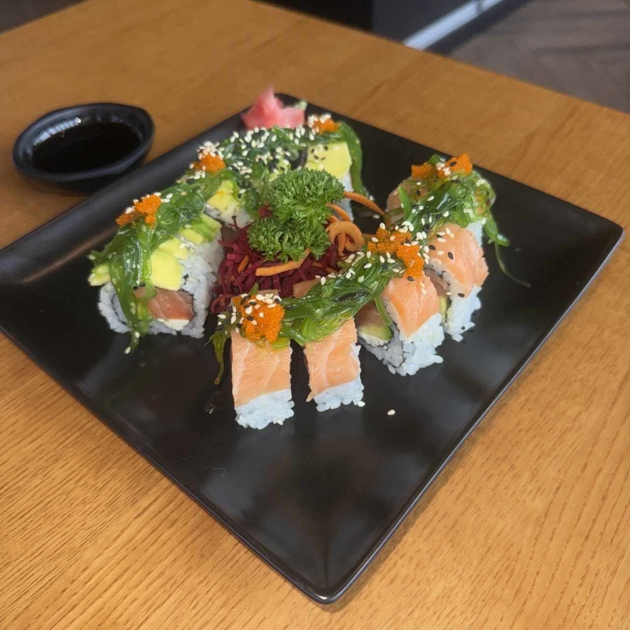 Sushi - NIJI ROLL