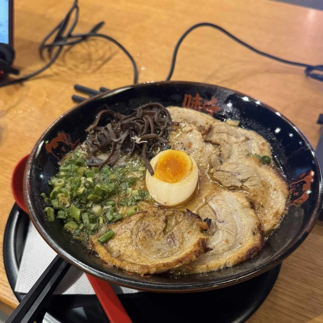 FIDEOS - TONKATSU RAMEN