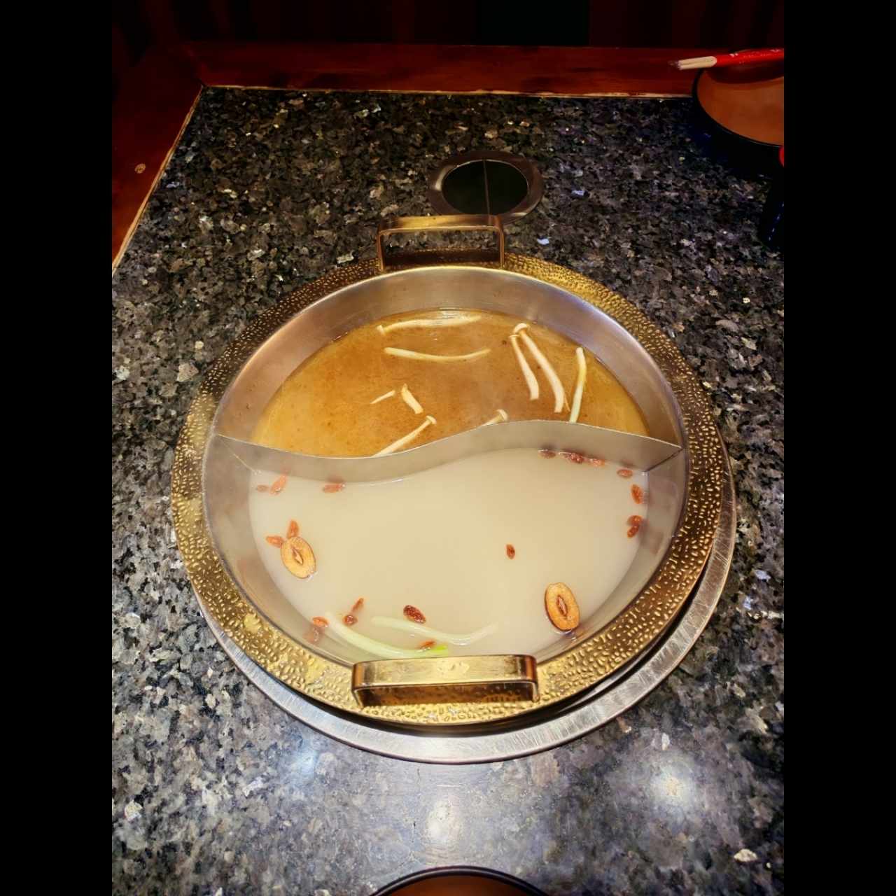 Sopa base de hueso y champiñones 