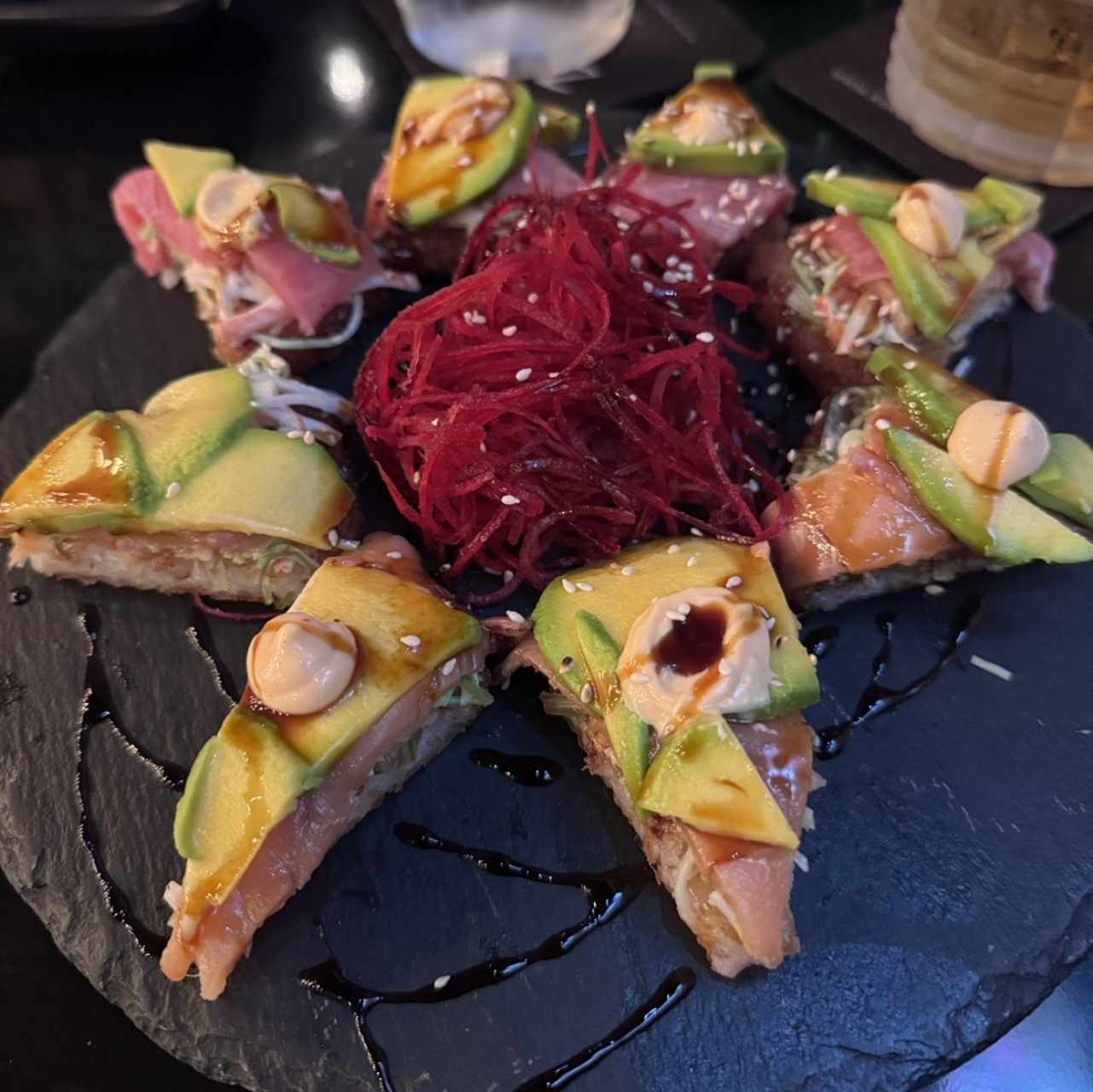PIZZA KOKESHI ( SALMÓN Y ATÚN)