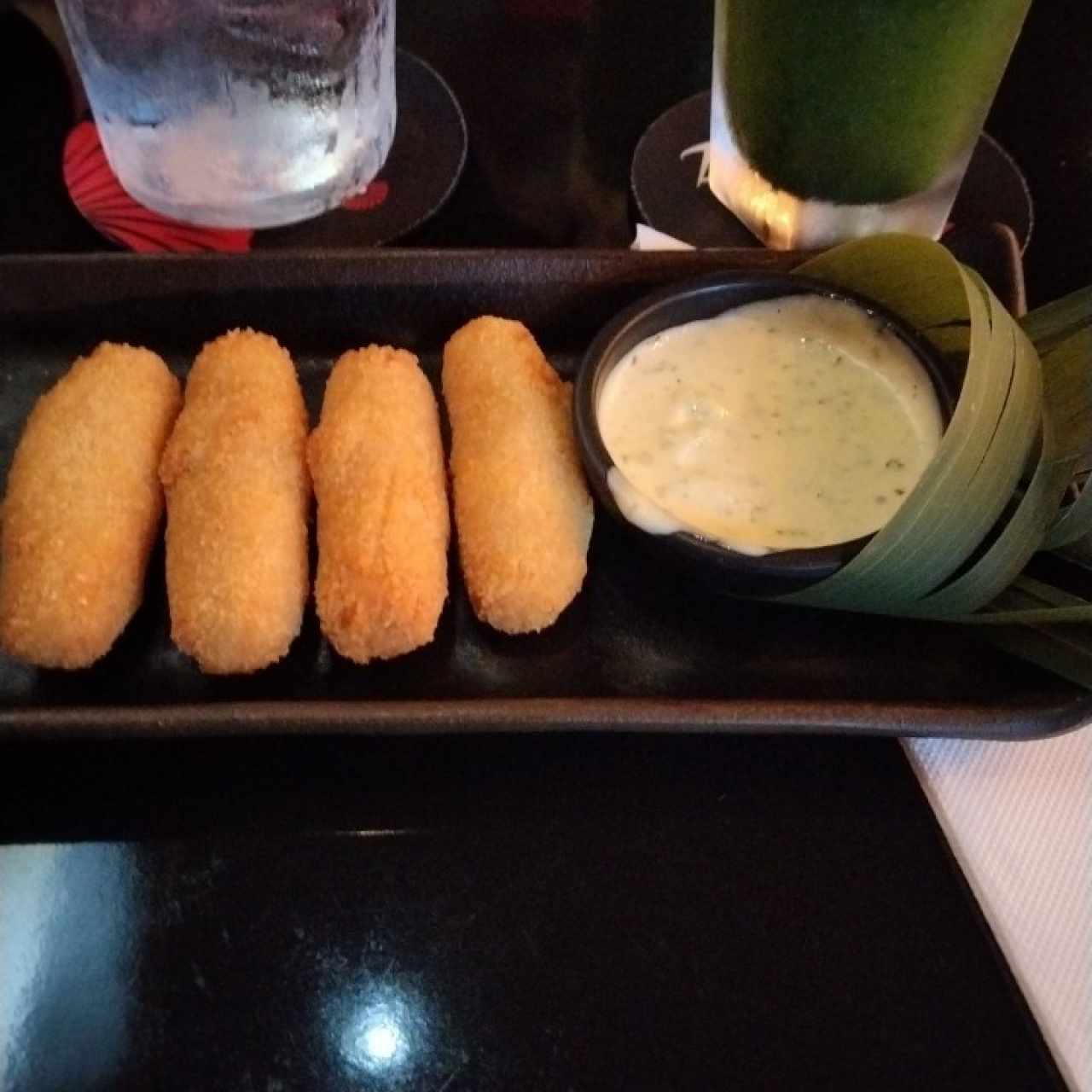 ENTRADAS CALIENTES - CROQUETAS DE CANGREJO