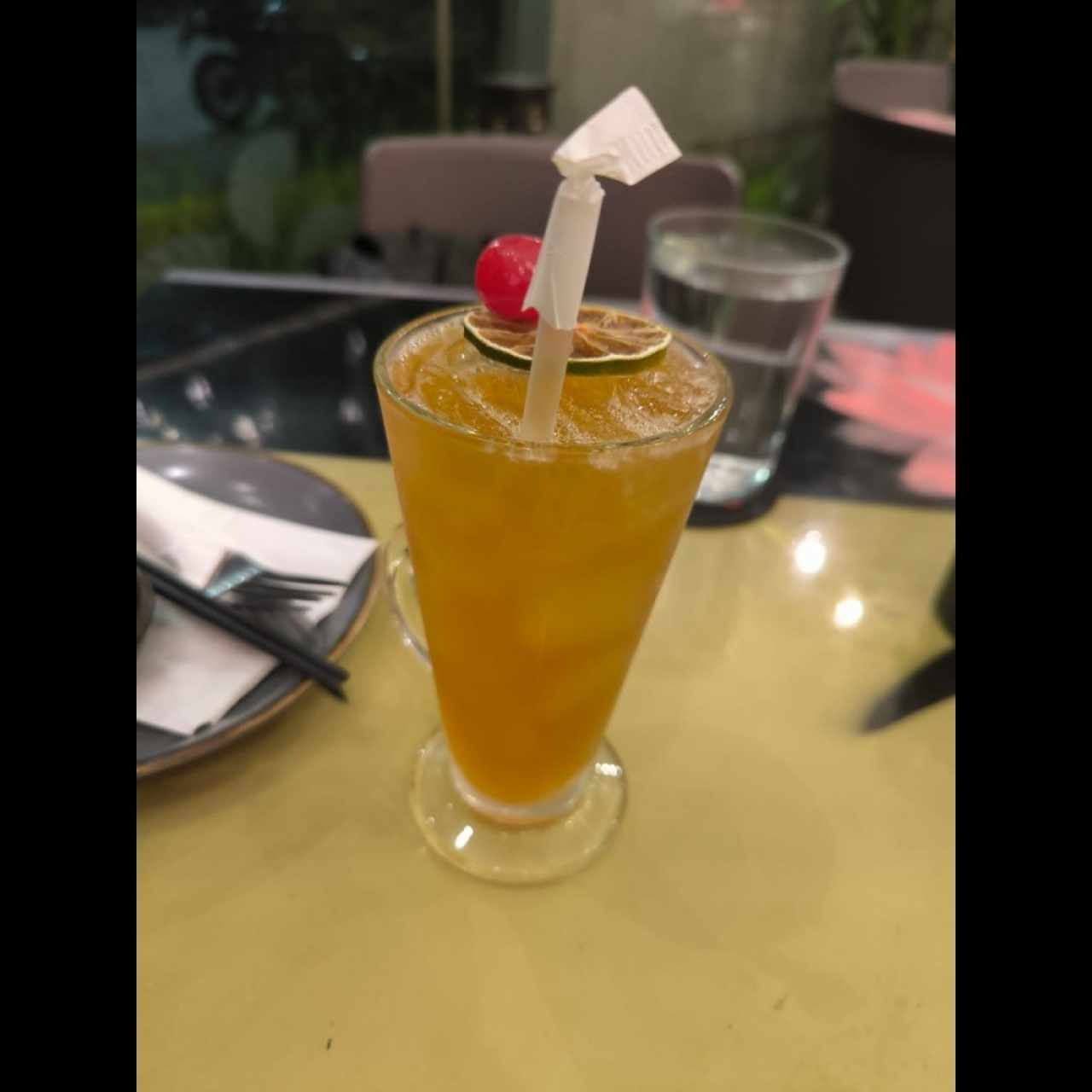 Kurumi. (Amaretto y limón) A Otro nivel!