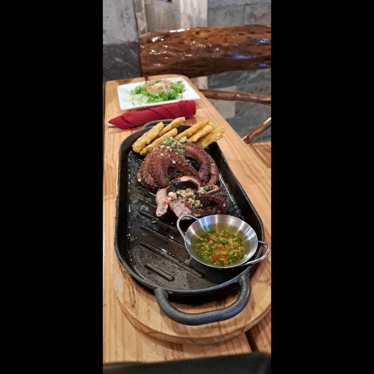 Pulpo asado al Carbón