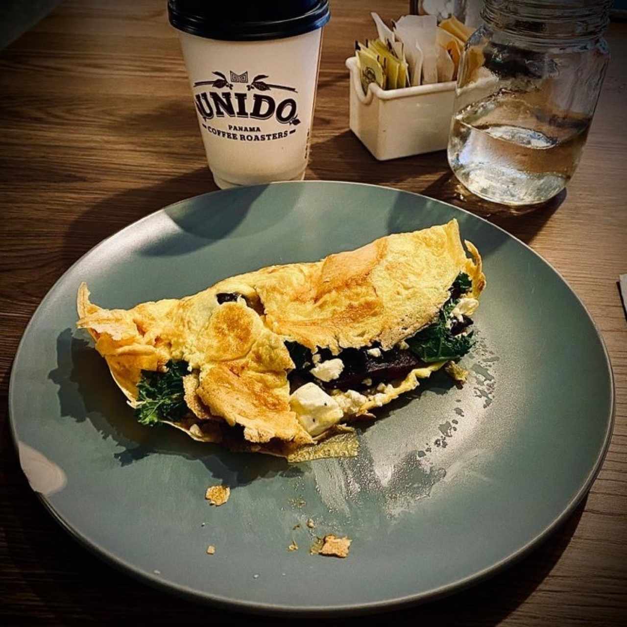 Omelete vegano y té chai