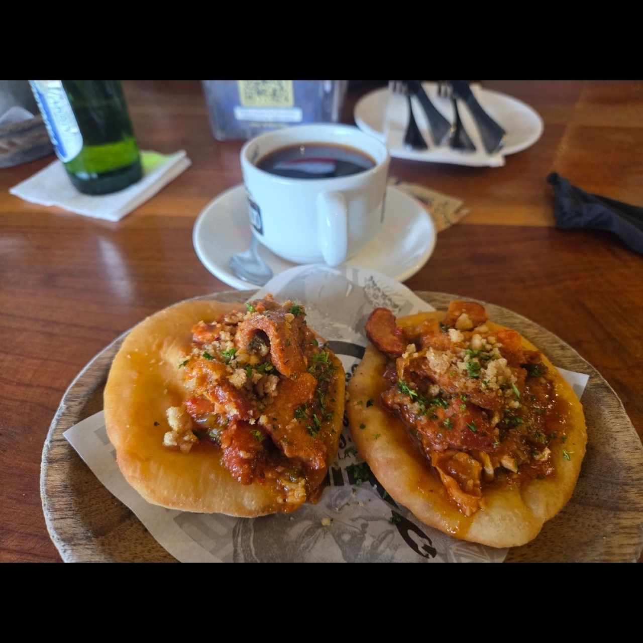 Hojaldre con Lechona a la Leña