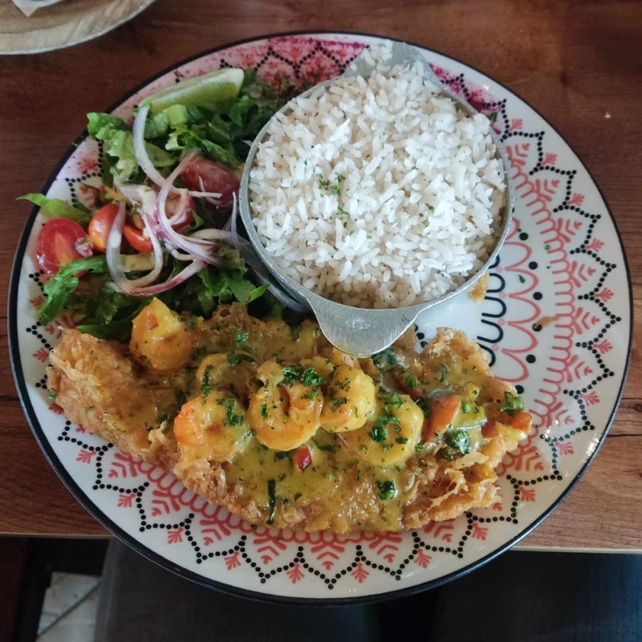 Filete de Pescado con Corona de Camarones