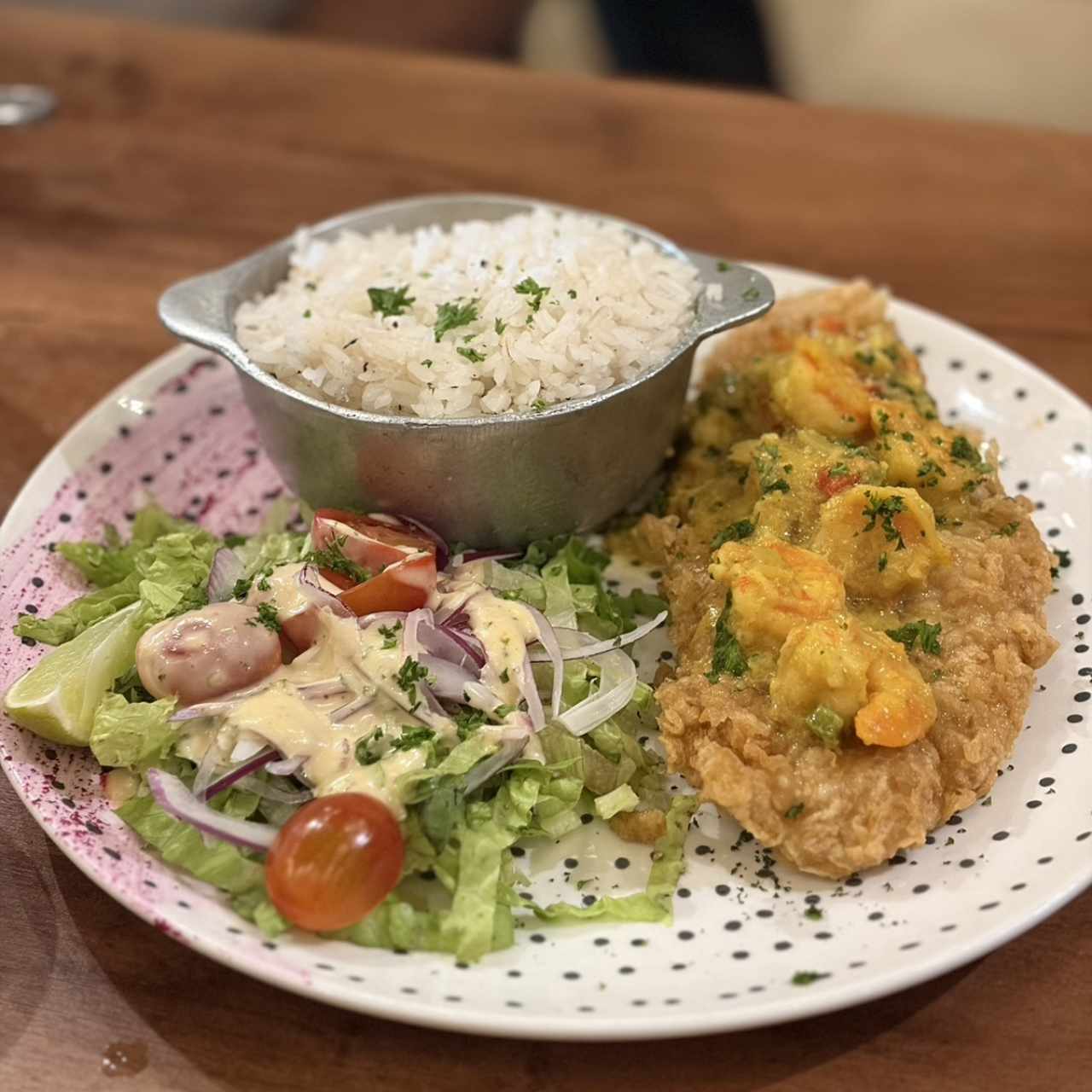 Filete de Pescado con Corona de Camarones