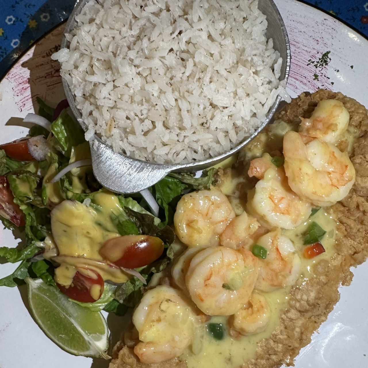 Filete de Pescado con Corona de Camarones