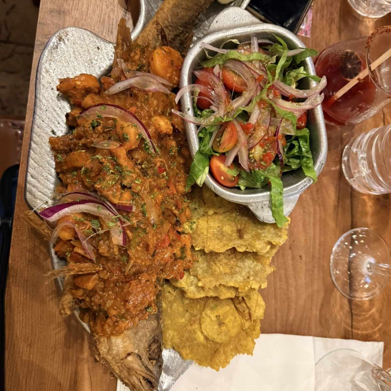 Filete de Pescado con Corona de Camarones