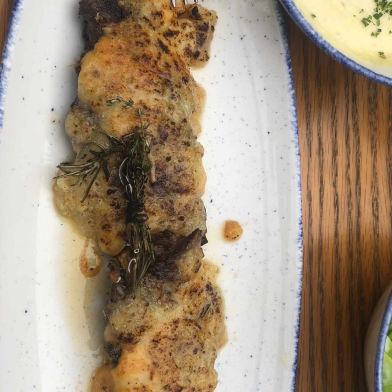 Entraña Gratinada con queso Raclette