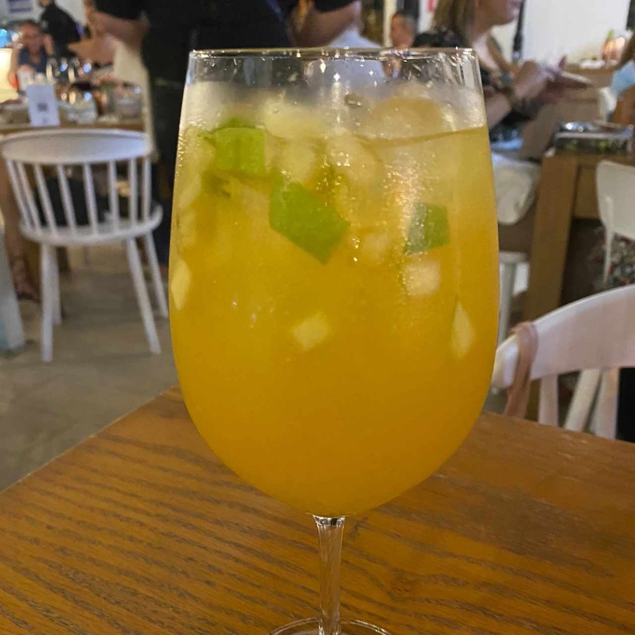 sangria blanca