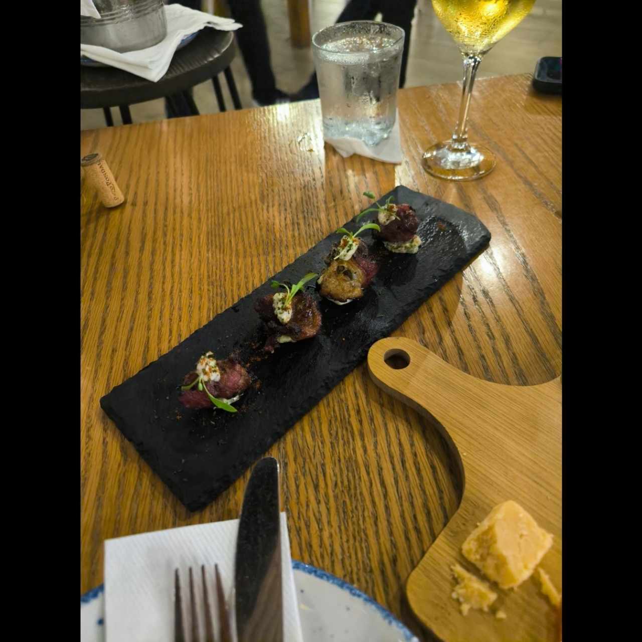 Dátiles con tocino 