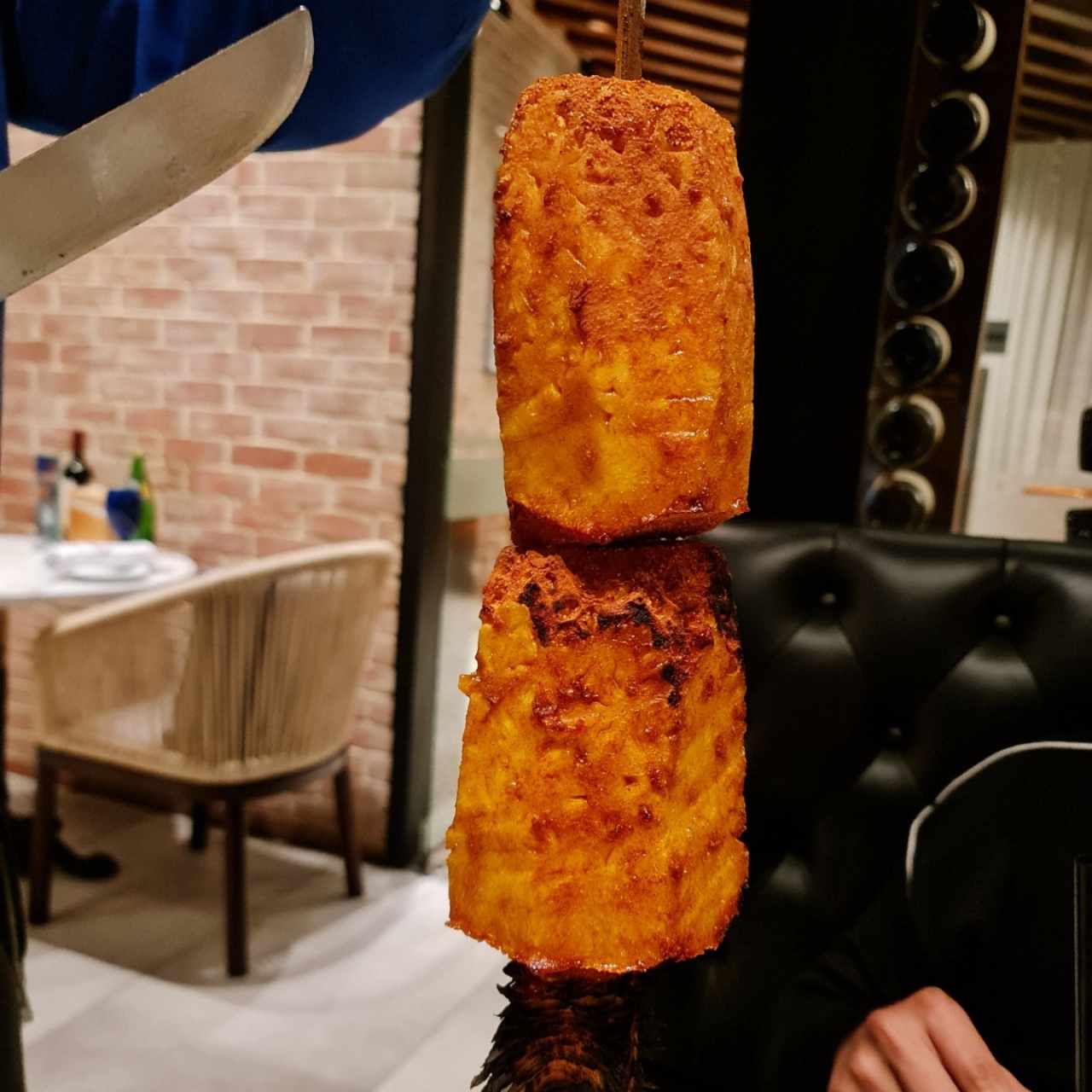 Tradicional piña al carbón 