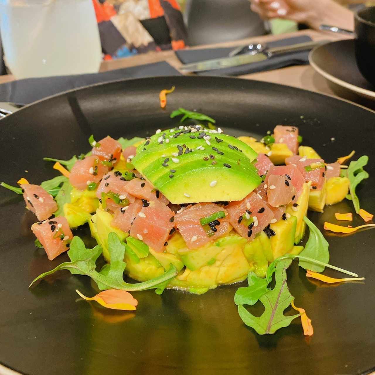 Tartar de atún y aguacate
