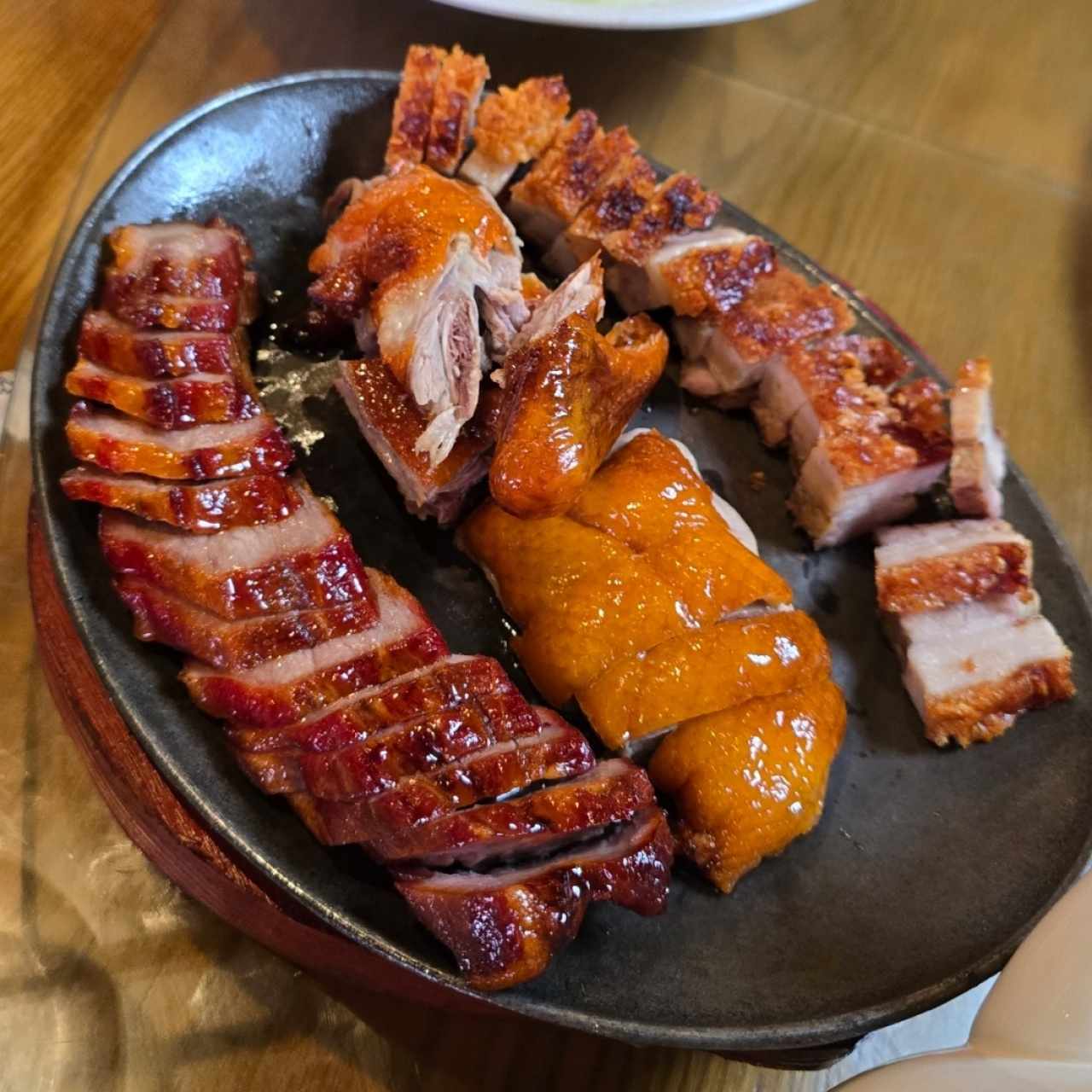 Roast Mixto de Tres