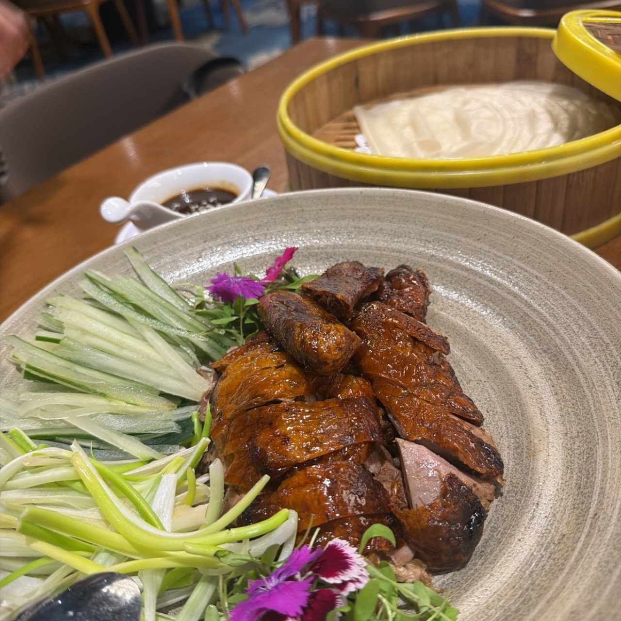 BBQ - Peking Duck Medio