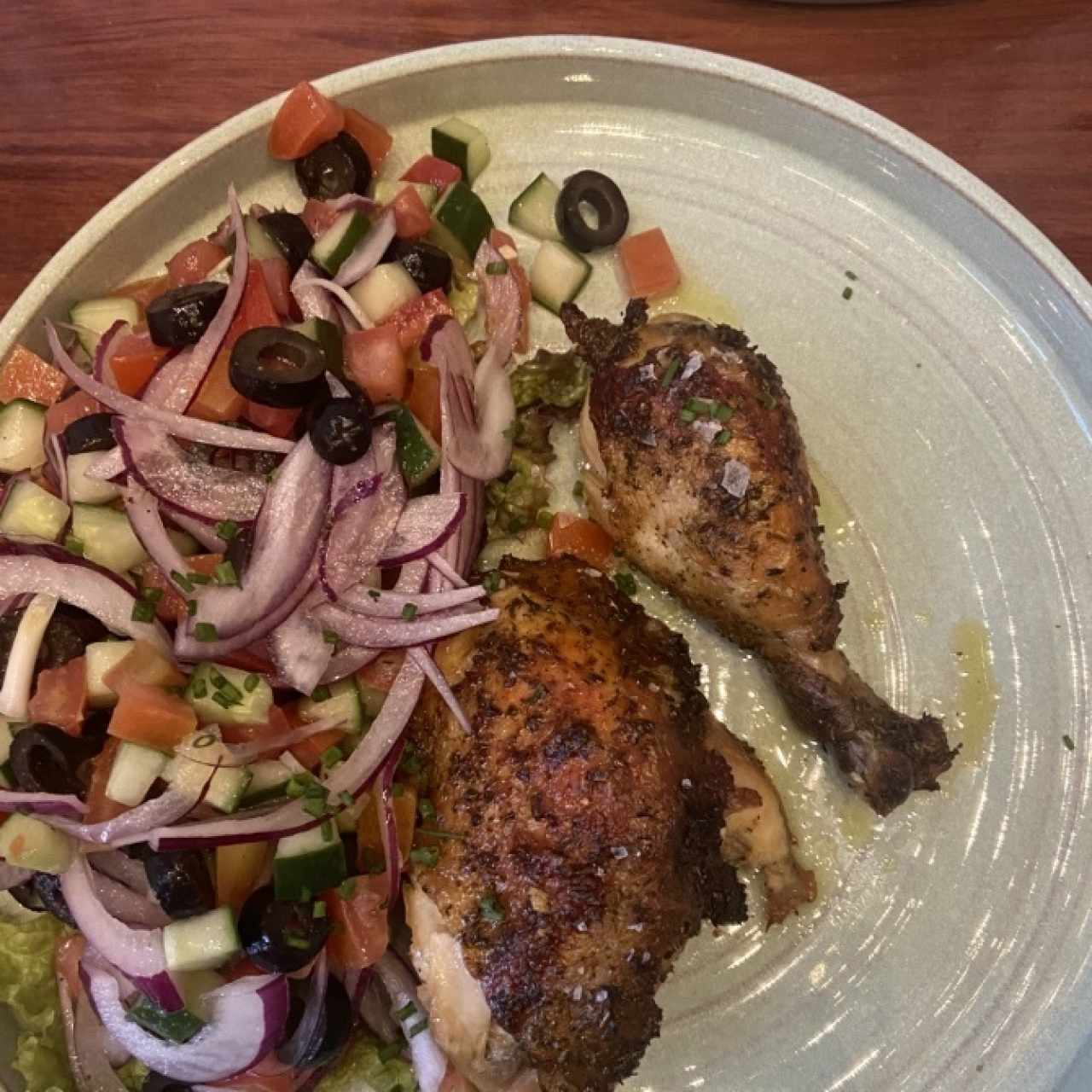 1/2 pollo mediterraneo ( modificado viene pechuga ala tmabien)  