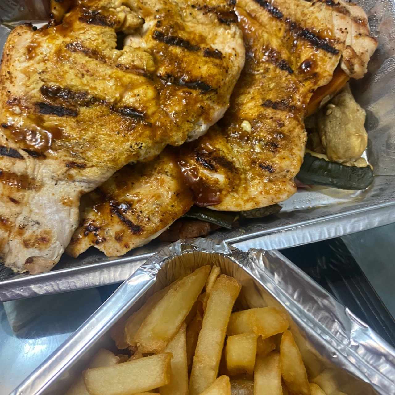 Milanesa de pollo al plato