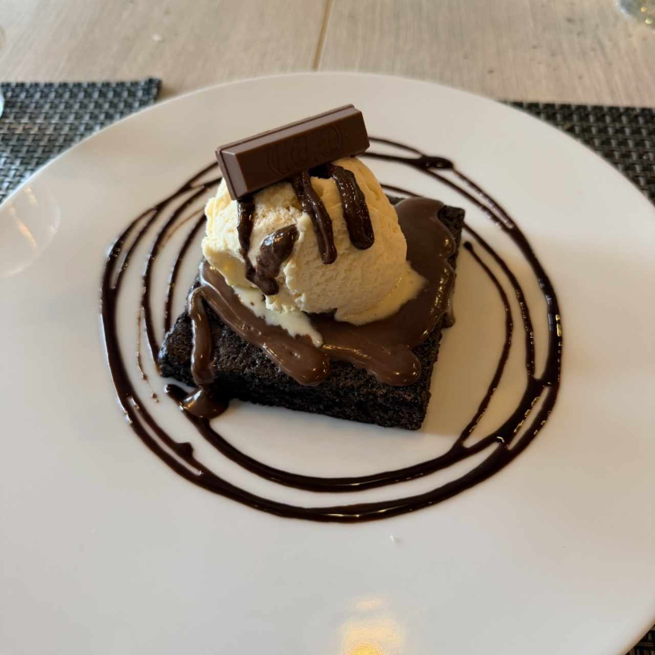 Brownie Kitkat y Chocolate