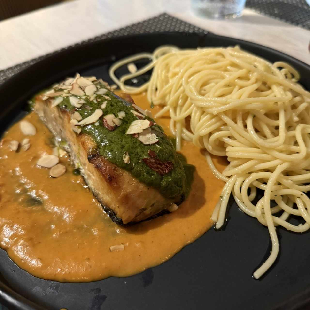 PESCADOS - Salmone alla Cilantro