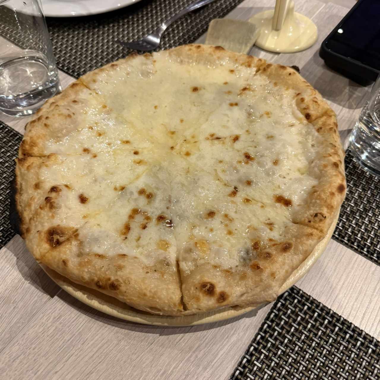 PIZZA - Quattro Quesos