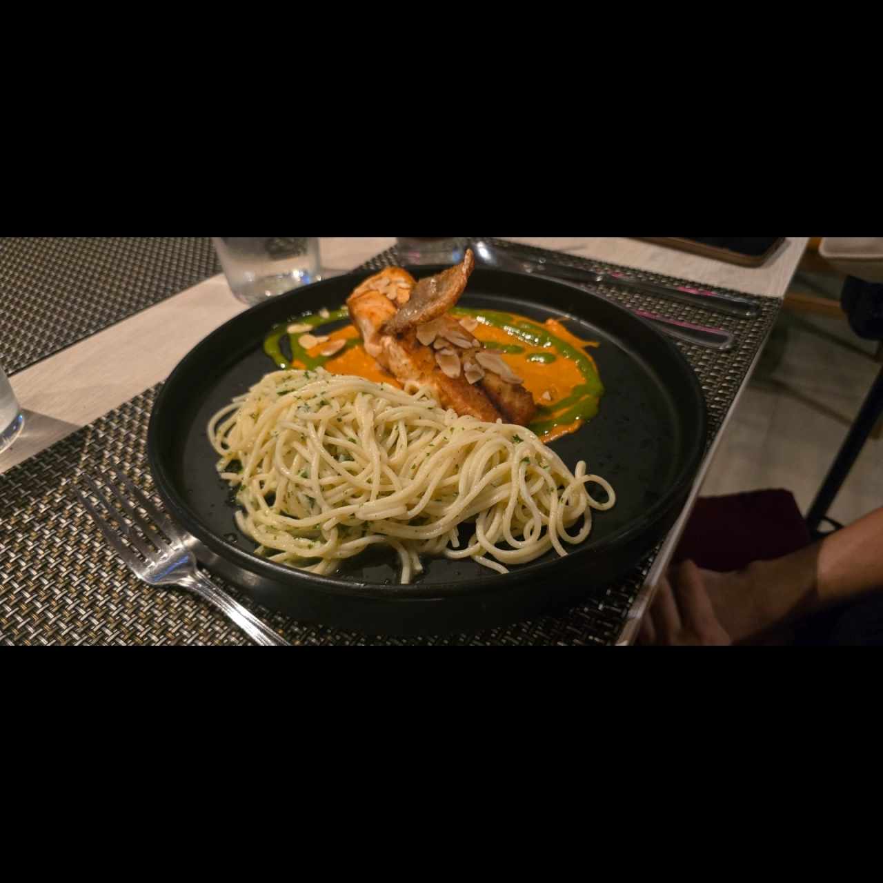 PESCADOS - Salmone alla Cilantro