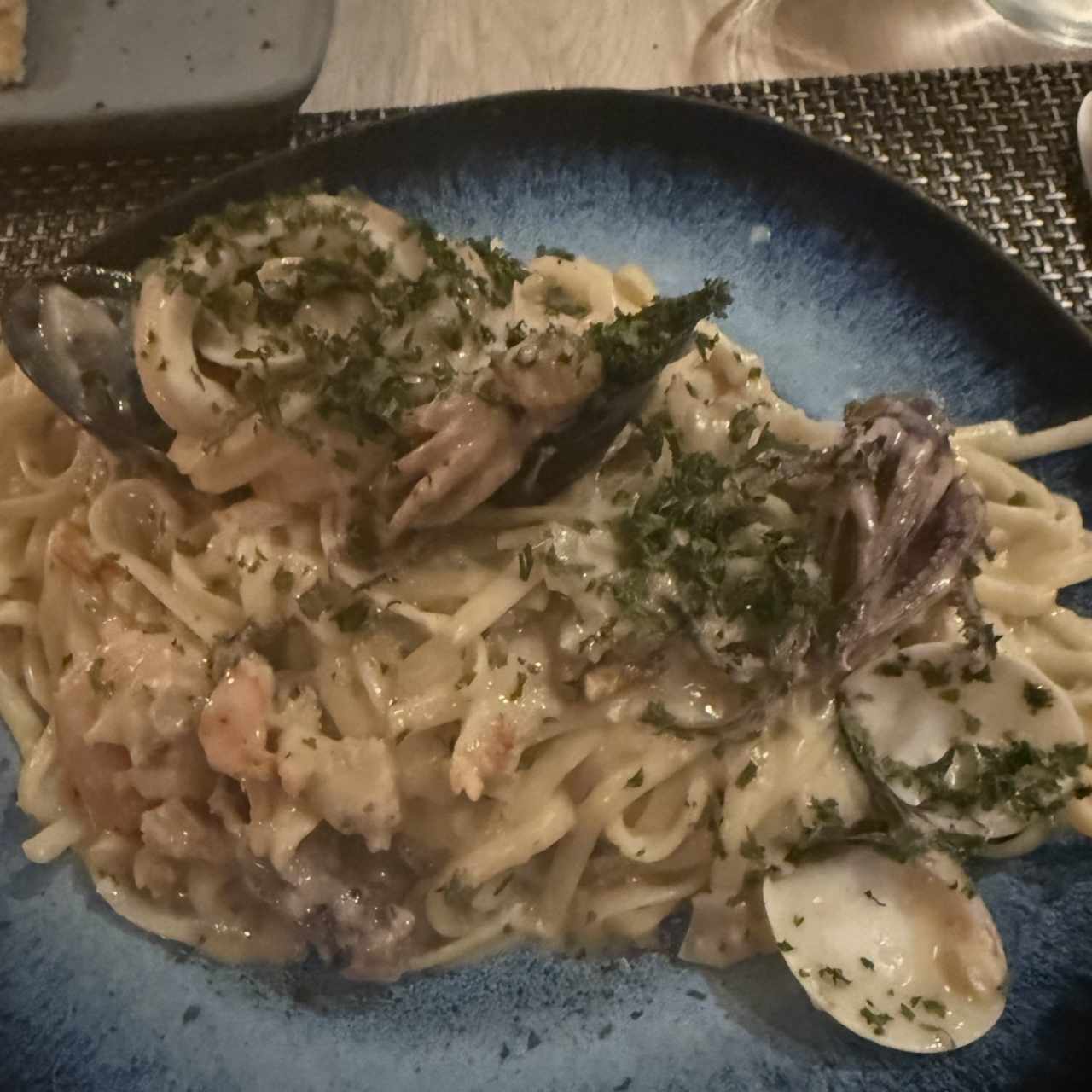 Linguinni Frutti Di Mare
