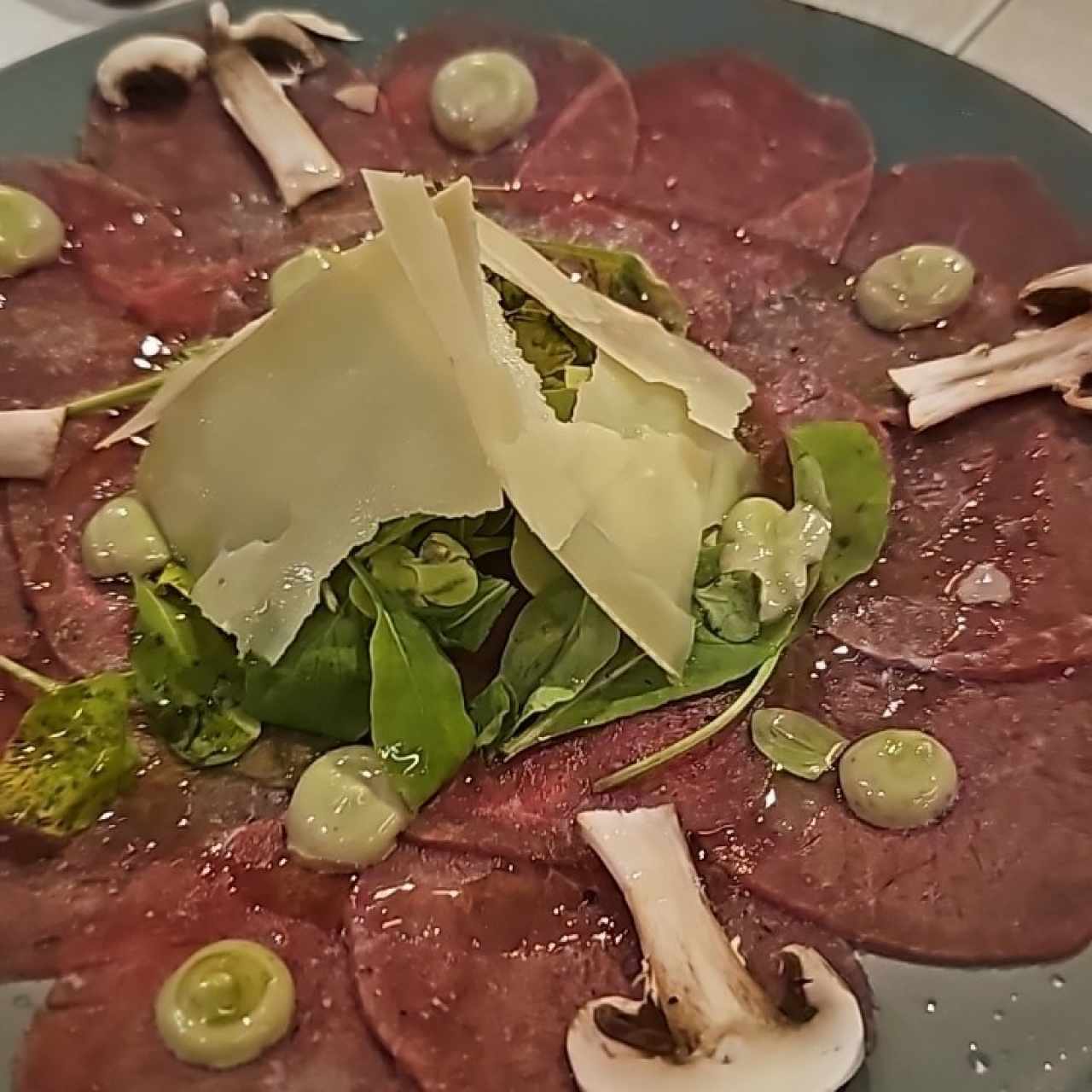 ENTRADAS - Carpaccio Di Manzo