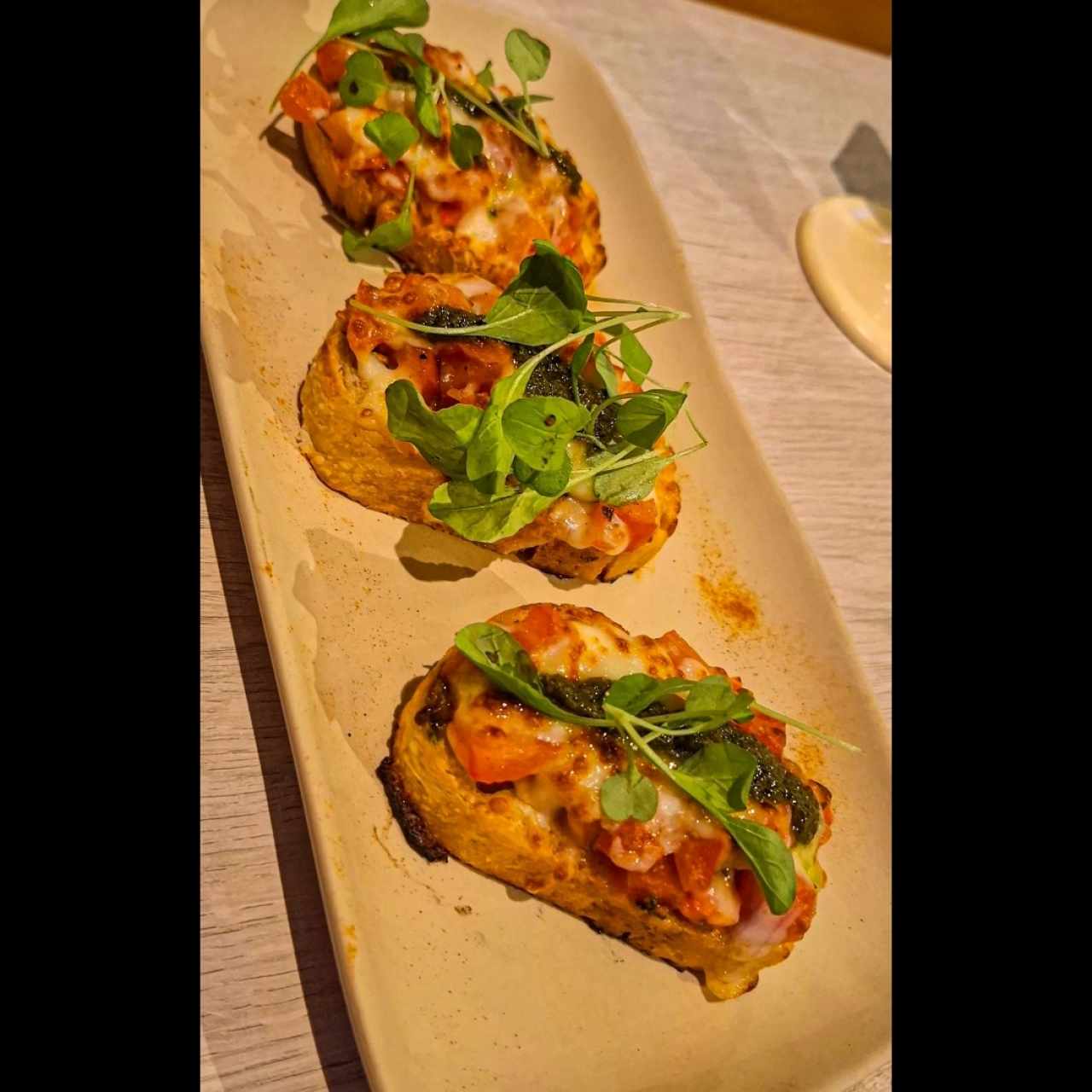 Bruschetta Pomodoro al Graten