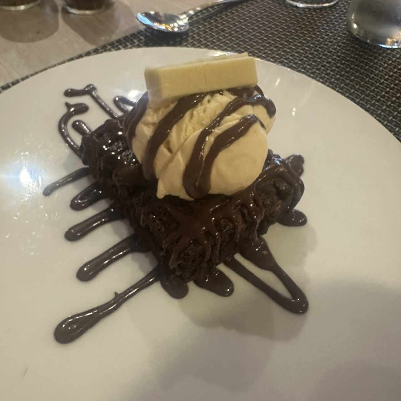 Brownie Kitkat y Chocolate