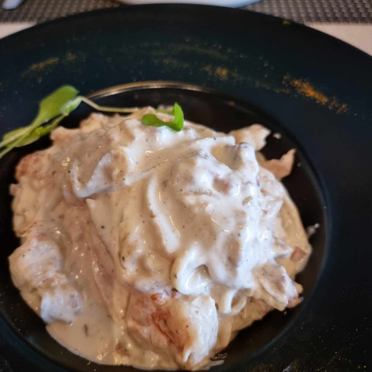Lingüini la Strega con camarones